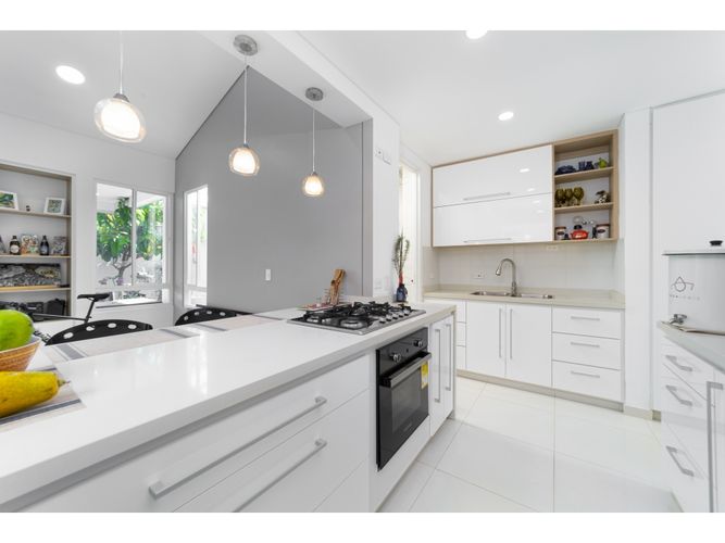 Casa de 4 alcobas en venta en El Castillo, Jamundí, 156 m² · foto 6 de 24