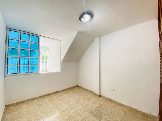 Apartamento en venta en El Country, Cartagena · foto 3 de 15