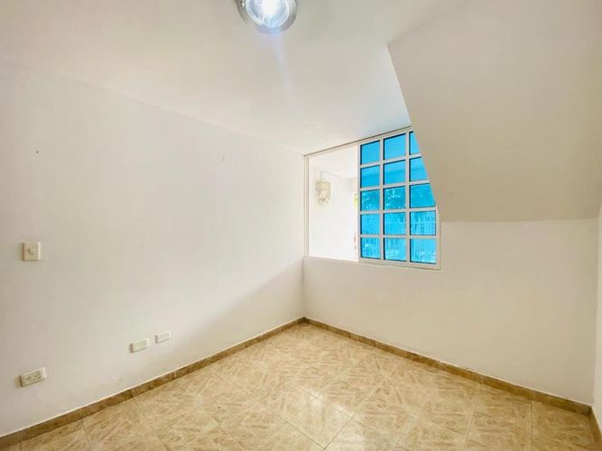 Apartamento en venta en El Country, Cartagena · foto 4 de 15