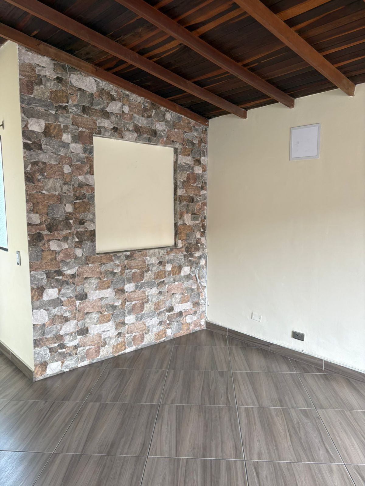 Apartamento en venta en Campo Valdes No.1, Medellín · foto 6 de 15