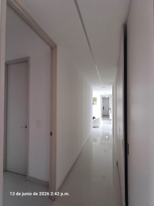 Apartamento de 3 alcobas en venta en Loma Del Chocho, Envigado, 128 m² · foto 8 de 16