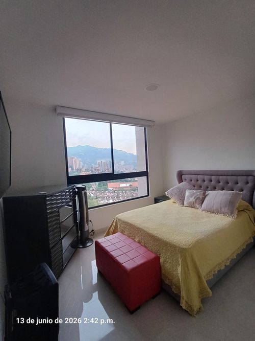 Apartamento de 3 alcobas en venta en Loma Del Chocho, Envigado, 128 m² · foto 15 de 16