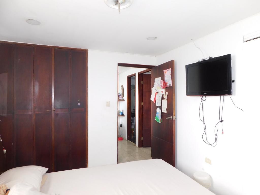 Apartamento en venta en El Laguito, Cartagena · foto 10 de 13
