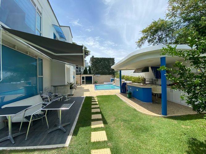 Casa de 4 alcobas en venta en Pance, Cali, 403 m² · foto 2 de 24