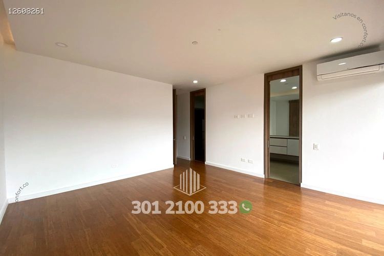 Apartamento de 3 alcobas en arriendo en Santa Maria De Los Angeles, Medellín, 205 m² · foto 23 de 24