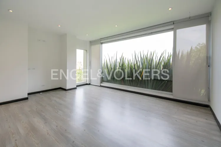 Casa de 5 alcobas en venta en Lagos De Torca, Bogotá, 381 m² · foto 14 de 18