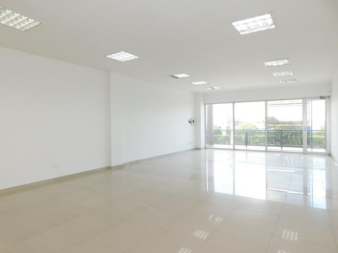 Oficina en arriendo en Mamonal, Cartagena, 82 m² · foto 2 de 13
