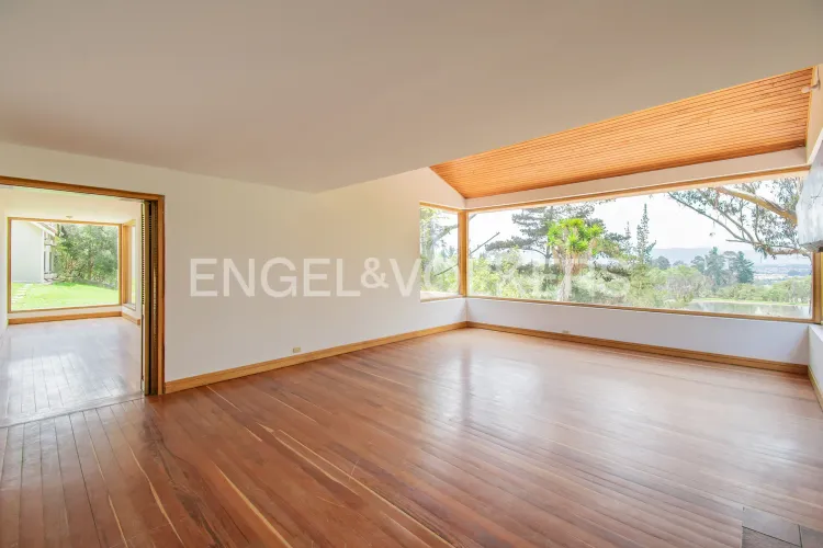 Casa de 4 alcobas en venta en Yerbabuena, Chía, 400 m² · foto 3 de 20