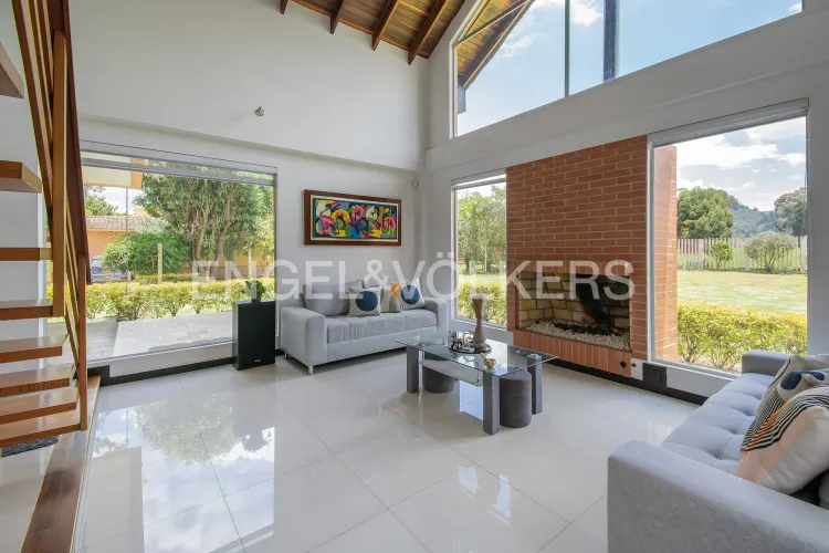 Casa de 3 alcobas en venta en Fonquetá, Chía, 300 m² · foto 3 de 18
