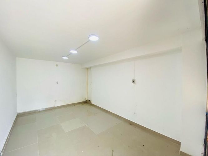 Local en venta en Maria Auxiliadora, Cartagena, 16 m² · foto 3 de 5