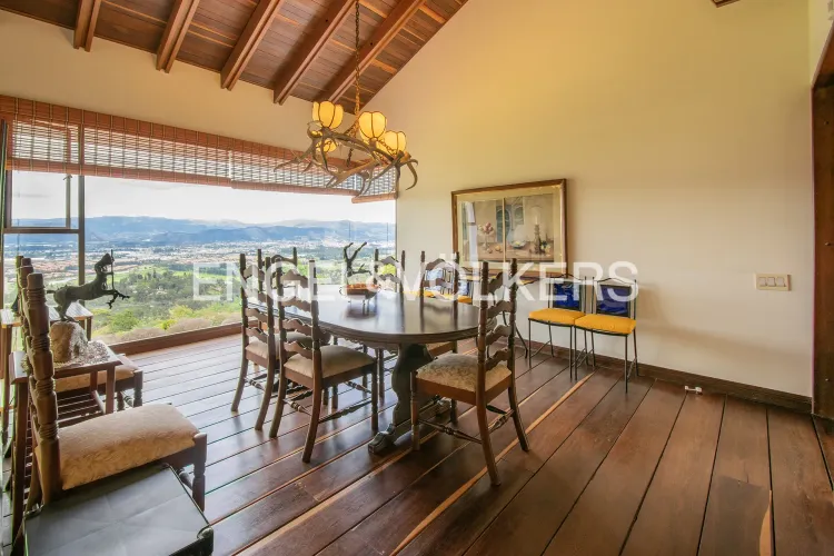 Casa de 4 alcobas en venta en Yerbabuena, Chía, 434 m² · foto 6 de 15