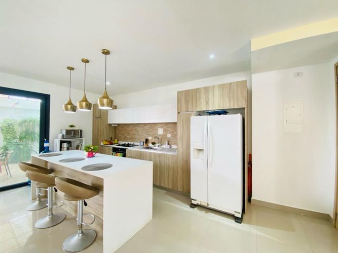 Casa de 3 alcobas en venta en Pasacaballos I, Cartagena, 220 m² · foto 8 de 24