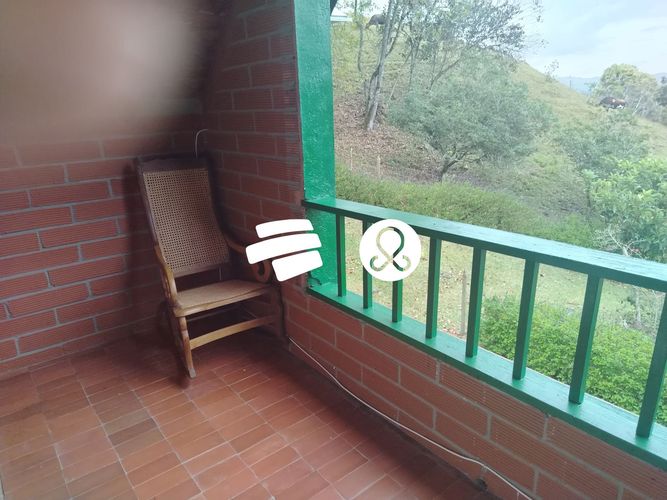 Finca en venta en Guamito, La Ceja, 14650 m² · foto 15 de 16