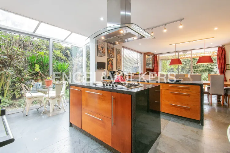 Casa de 5 alcobas en venta en Santa Lucia, Chía, 283 m² · foto 7 de 20