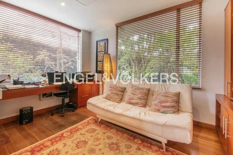 Casa de 5 alcobas en venta en Santa Lucia, Chía, 283 m² · foto 5 de 20