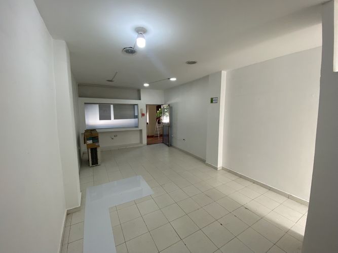 Local en arriendo en El Recreo, Barranquilla, 36 m² · foto 4 de 6