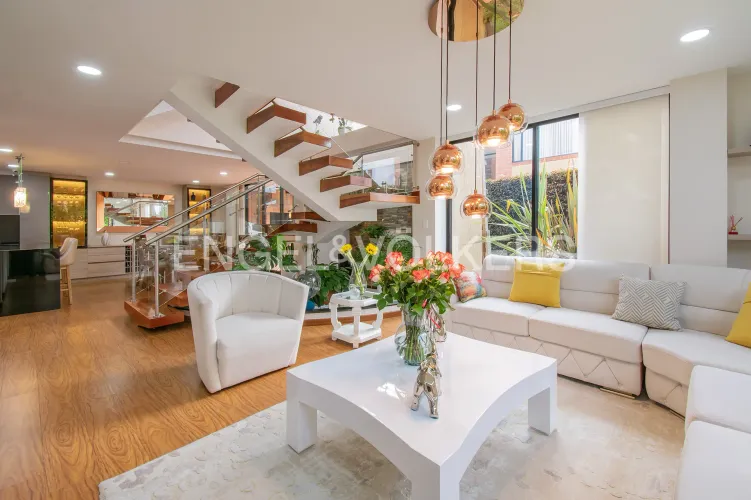 Casa de 5 alcobas en venta en Fonquetá, Chía, 218 m² · foto 3 de 20