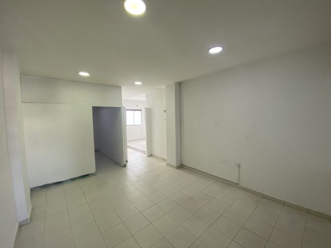 Local en arriendo en El Recreo, Barranquilla, 48 m² · foto 2 de 9