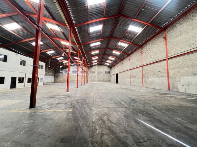 Bodega en arriendo en Los Olivos I, Barranquilla, 870 m² · foto 5 de 6