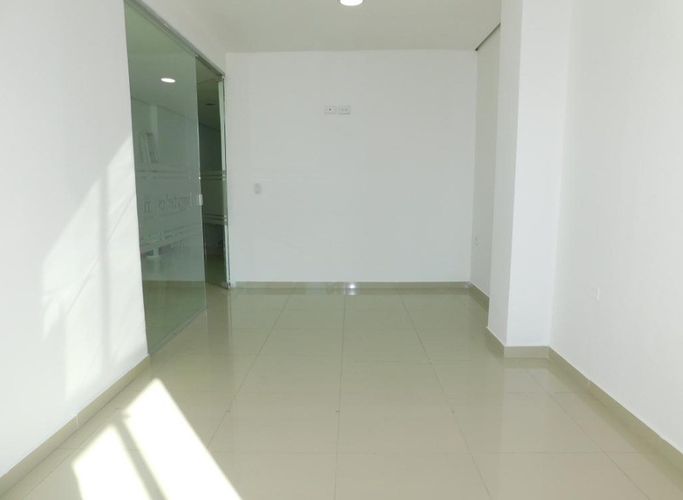 Edificio en venta en Las Delicias, Barranquilla, 1922 m² · foto 2 de 13