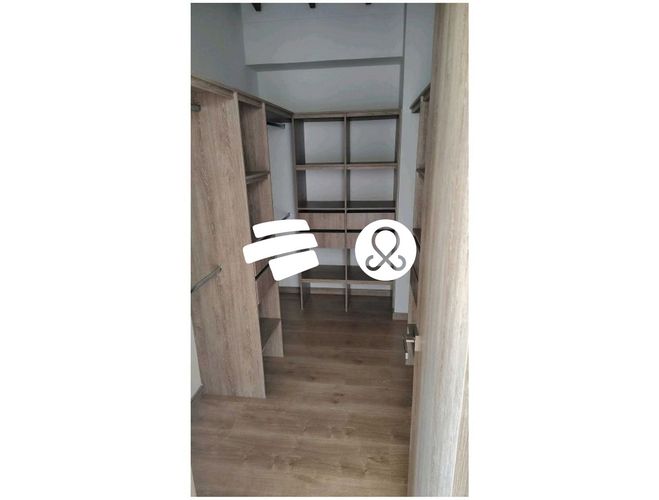 Casa de 3 alcobas en venta en Los Colegios, Rionegro, 147 m² · foto 8 de 11
