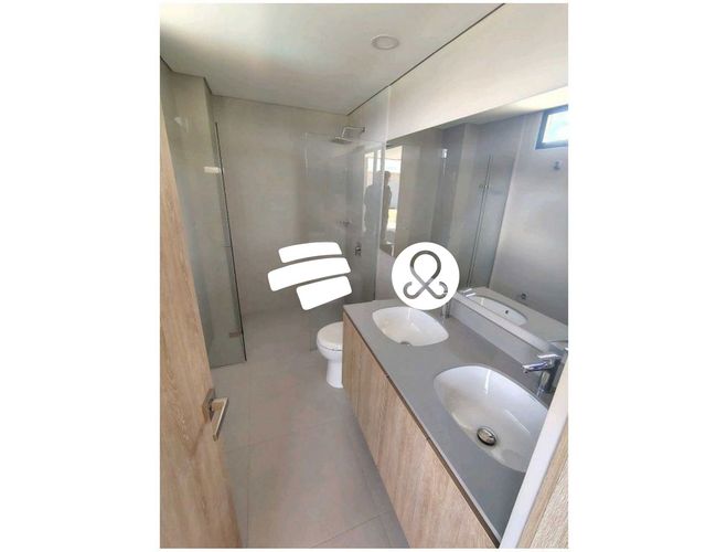 Casa de 3 alcobas en venta en Los Colegios, Rionegro, 147 m² · foto 10 de 11