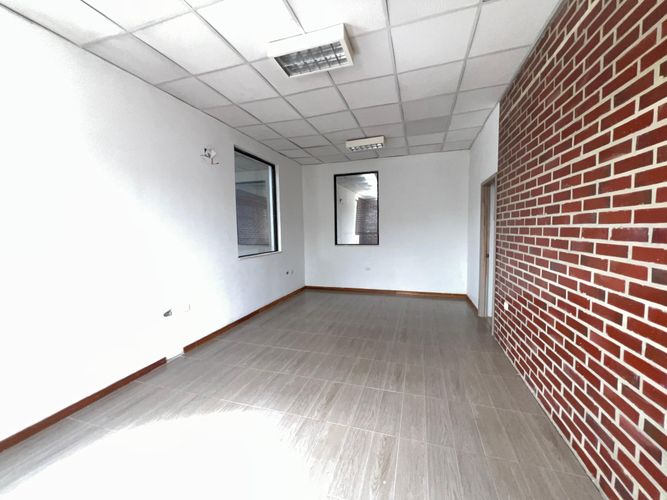 Bodega en arriendo en Caribe Verde, Barranquilla, 800 m² · foto 4 de 16