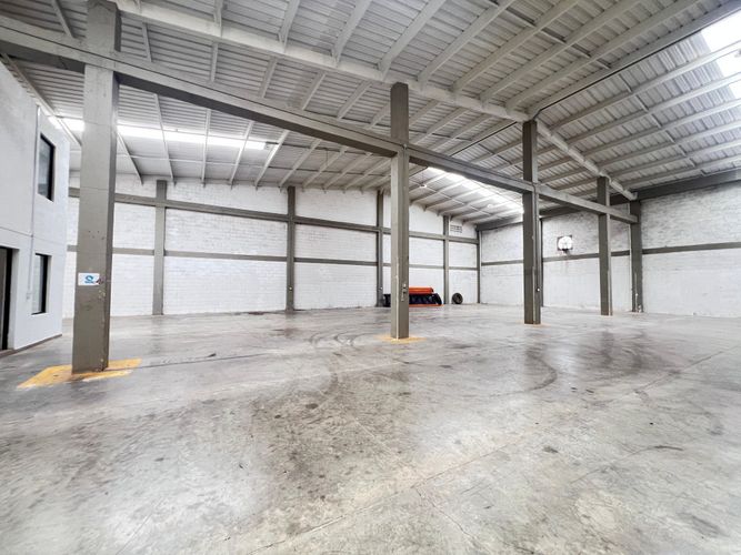 Bodega en arriendo en Caribe Verde, Barranquilla, 800 m² · foto 9 de 16
