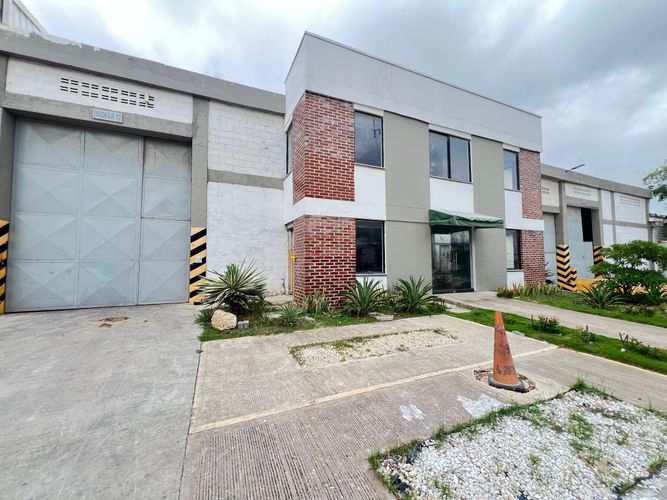 Bodega en arriendo en Caribe Verde, Barranquilla, 800 m² · foto 13 de 16