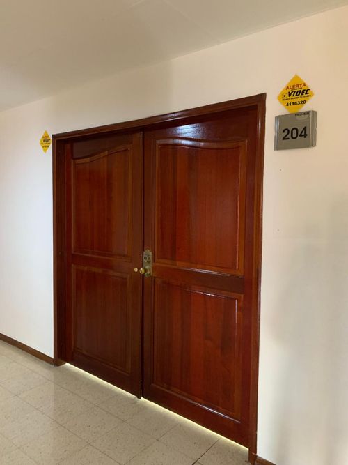 Oficina en arriendo en El Poblado, Medellín, 112 m² · foto 12 de 22
