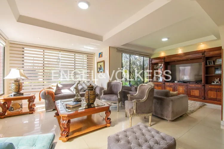 Casa de 4 alcobas en venta en Los Zipas, Chía, 235 m² · foto 4 de 18