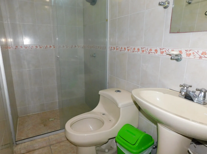 Casa de 5 alcobas en venta en Los Almendros, Soledad, 260 m² · foto 6 de 16