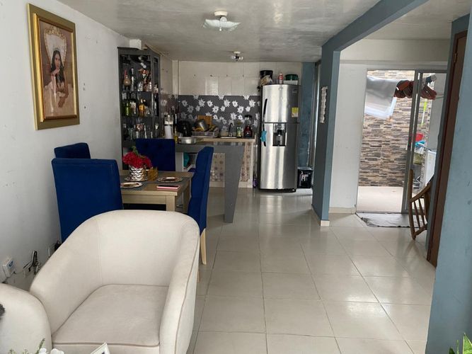 Casa de 3 alcobas en venta en Los Almendros, Soledad, 80 m² · foto 3 de 9