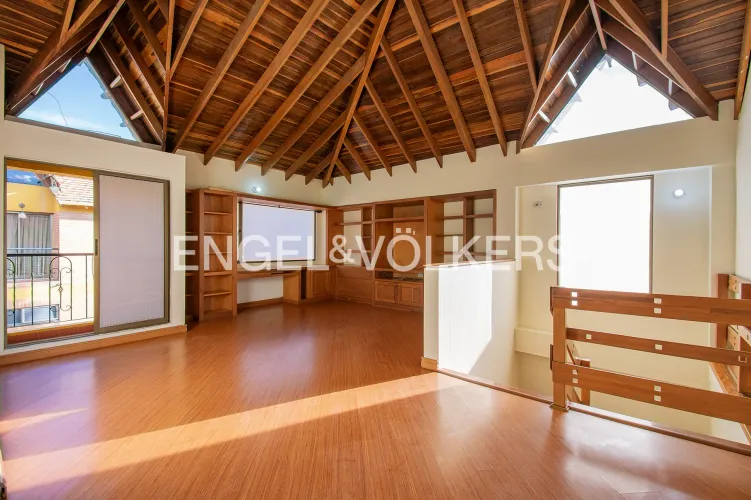 Casa de 5 alcobas en venta en La Estrella, Chía, 272 m² · foto 13 de 16