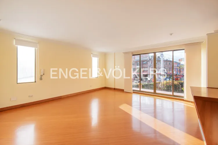 Casa de 5 alcobas en venta en La Estrella, Chía, 272 m² · foto 7 de 16