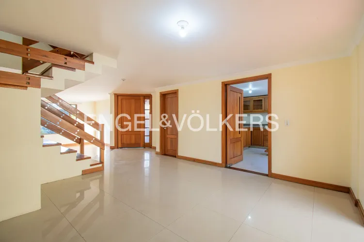 Casa de 5 alcobas en venta en La Estrella, Chía, 272 m² · foto 6 de 16