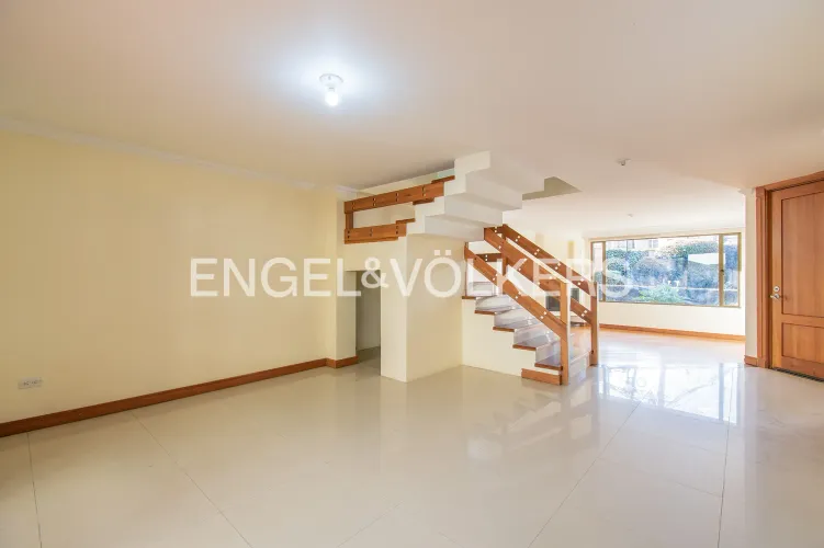Casa de 5 alcobas en venta en La Estrella, Chía, 272 m² · foto 4 de 16