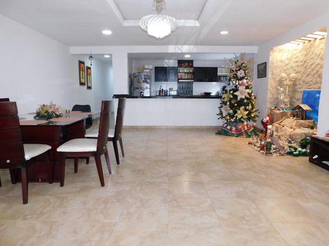 Casa de 4 alcobas en venta en Oriental, Soledad, 182 m² · foto 2 de 22