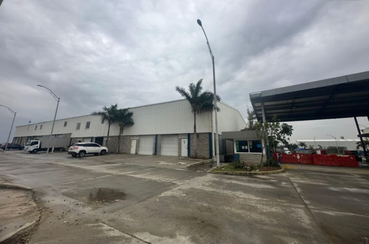 Lote en venta en Pastoral Social, Barranquilla, 2397 m² · foto 3 de 11