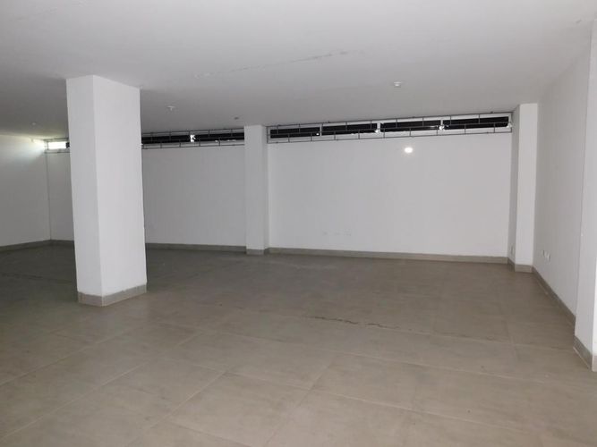 Edificio en venta en Abajo, Barranquilla, 2000 m² · foto 5 de 24