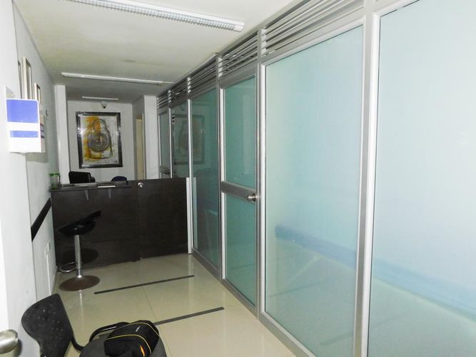 Oficina en arriendo en Nueva Colombia, Barranquilla, 25 m² · foto 2 de 13