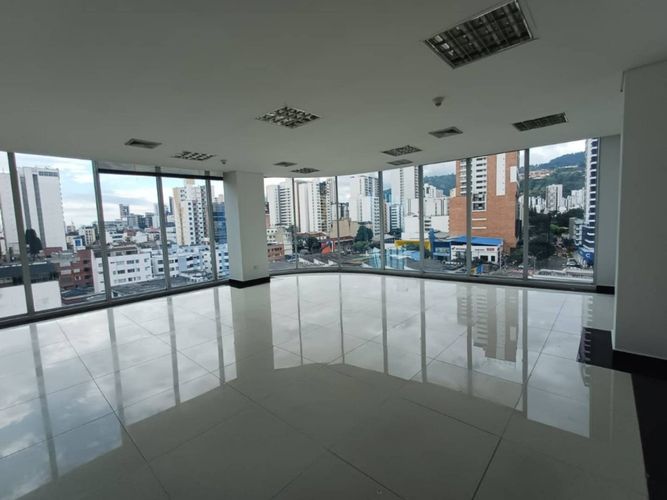 Oficina en arriendo en Mejoras Publicas, Bucaramanga, 173 m² · foto 2 de 12