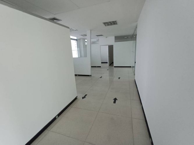 Oficina en arriendo en Mejoras Publicas, Bucaramanga, 173 m² · foto 4 de 12