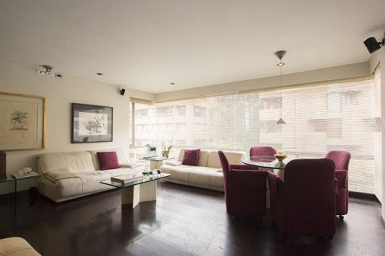 Apartamento en venta en Los Rosales, Bogotá · foto 9 de 24