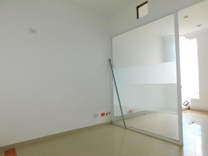 Local en arriendo en Siete De Abril, Barranquilla, 520 m² · foto 4 de 24