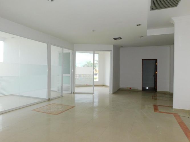 Local en arriendo en Siete De Abril, Barranquilla, 520 m² · foto 22 de 24