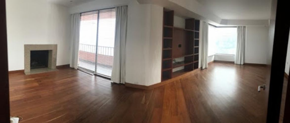 Apartamento de 3 alcobas en venta en El Retiro, Bogotá, 352 m² · foto 6 de 24