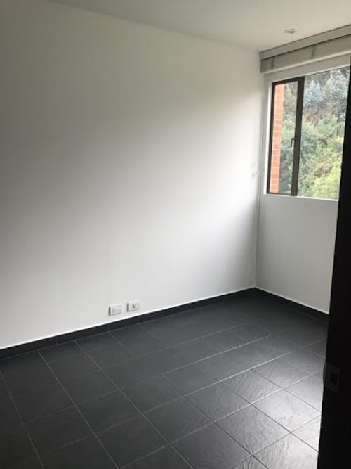 Apartamento de 3 alcobas en venta en El Retiro, Bogotá, 352 m² · foto 7 de 24