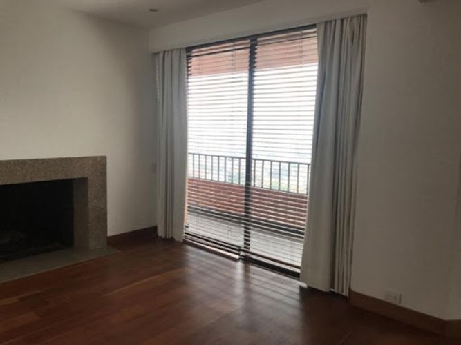 Apartamento de 3 alcobas en venta en El Retiro, Bogotá, 352 m² · foto 8 de 24