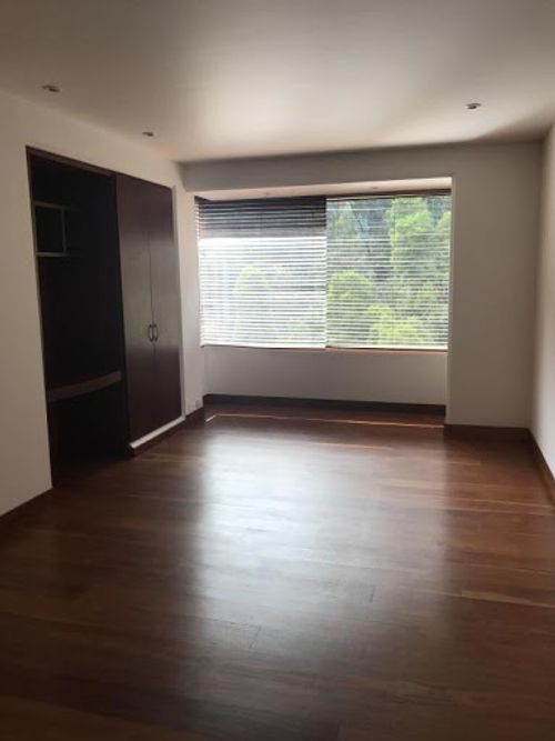Apartamento de 3 alcobas en venta en El Retiro, Bogotá, 352 m² · foto 15 de 24